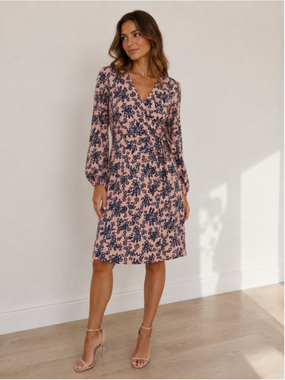Crew Wrap Dress Women’s Size 4 Pink Navy Floral V-Neck Long Sleeve Tie Waist.